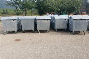 Komunalnom preduzeću u Tivtu donirali 40 novih kontejnera