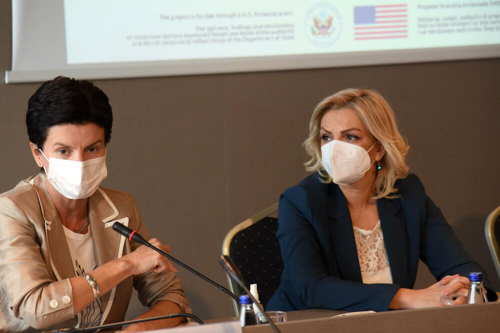 Sa konferencije “Crna Gora u vrijeme pandemije – činjenice i izazovi”, Foto: BORIS PEJOVIĆ