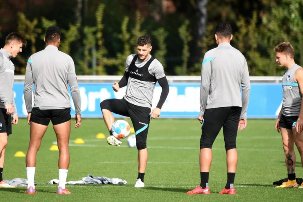 Jovetić na treningu, Foto: Imago images/Kicker