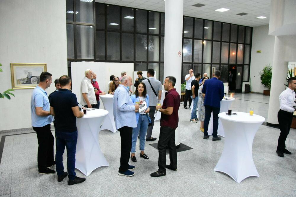 Đeljoš Đokaj izložba