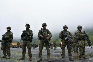 Uklonjene barikade, policija se povukla sa sjevera Kosova: NATO na...