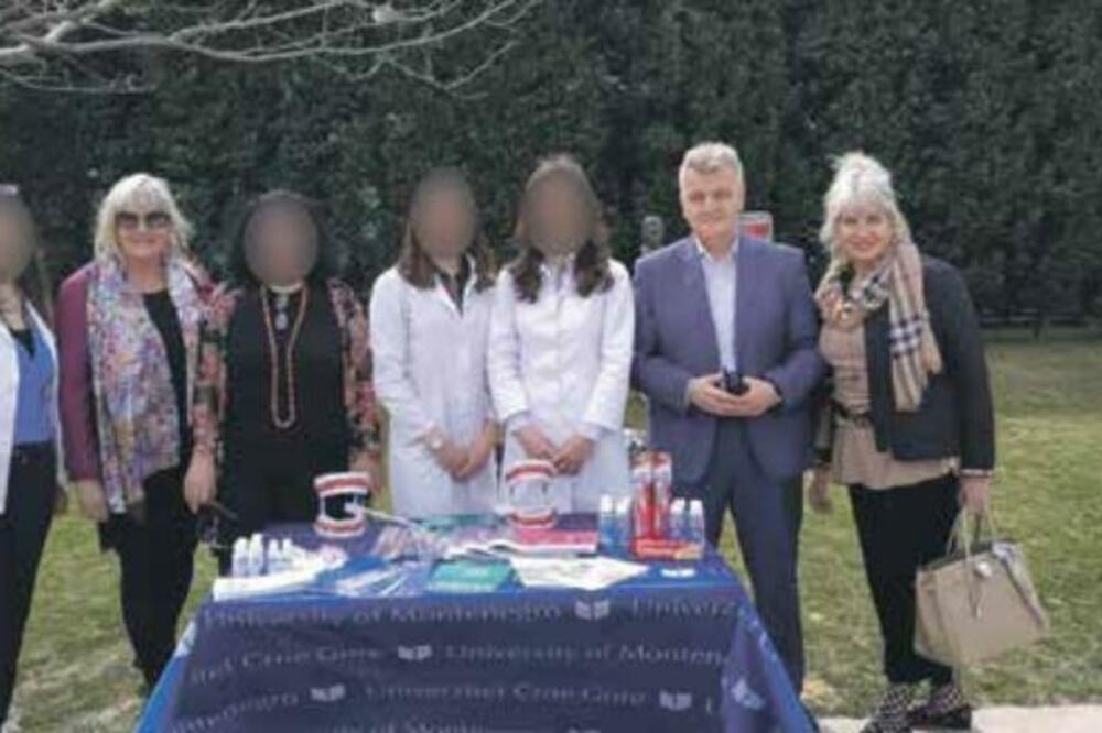 Sa obilježavanja Svjetskog dana oralnog zdravlja: Dekan sa profesoricama Anđelić i Matijević, Foto: ucg.ac.me