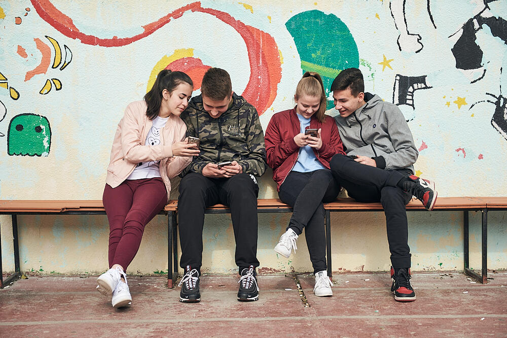 Ilustracija, Foto: Mladi ljudi