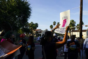 Hiljade ljudi na ulicama SAD tražilo jednako pravo na abortus