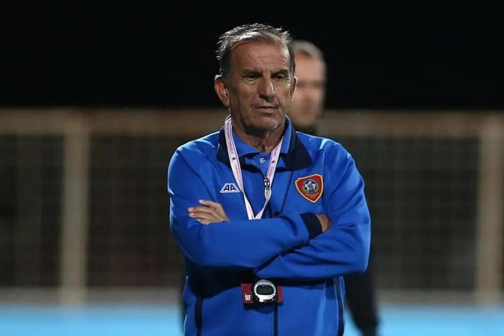 Zeta još čeka na trijumf: Trener Dragoljub Đuretić, Foto: Facebook/1. CFL