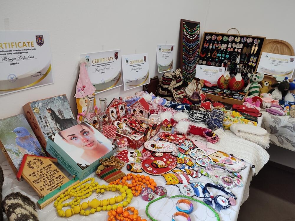 <p>"Bruka i sramota je da grad od 70 hiljada stanovnika, sa ovolikom kulturnom baštinom, nema jednu javnu suvenirnicu“</p>