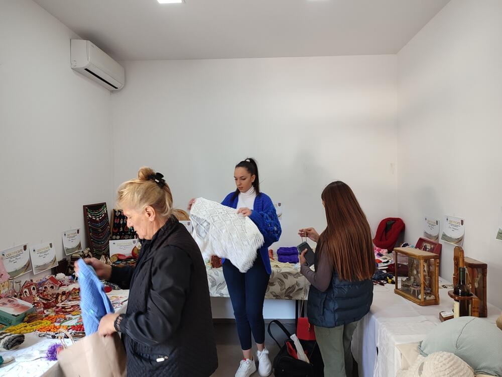 <p>"Bruka i sramota je da grad od 70 hiljada stanovnika, sa ovolikom kulturnom baštinom, nema jednu javnu suvenirnicu“</p>