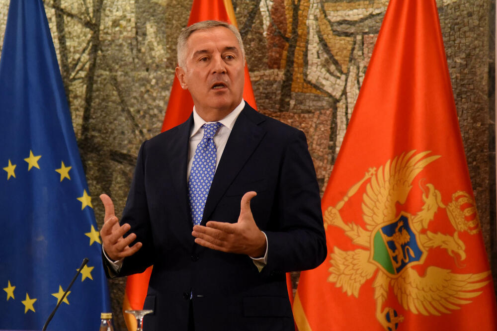 ”Domaćoj javnosti duguje odgovore na važna pitanja”: Đukanović, Foto: BORIS PEJOVIC