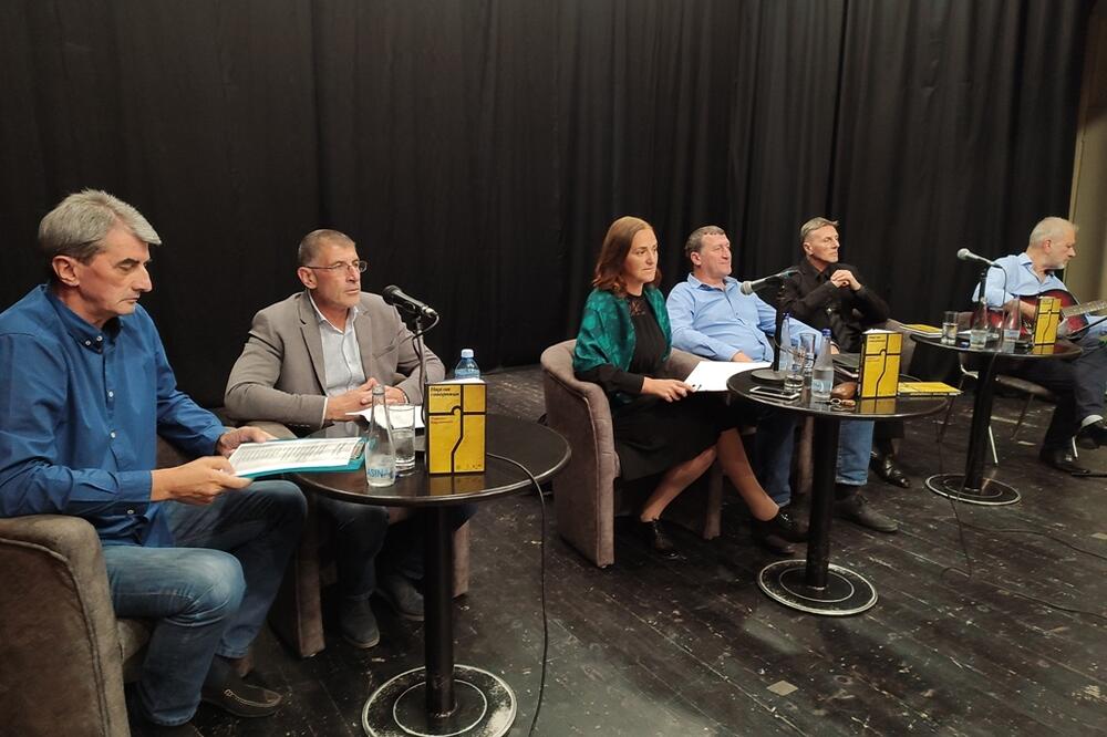 Sa promocije u Nikšiću, Foto: Svetlana Mandić