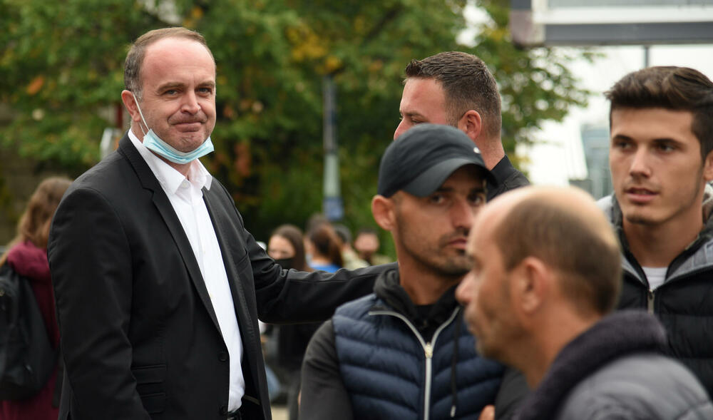 <p>Okupljeni su kazali kako žele poslati poruku žrtvama nasilja da ne ćute i ne trpe zlostavljanje</p>