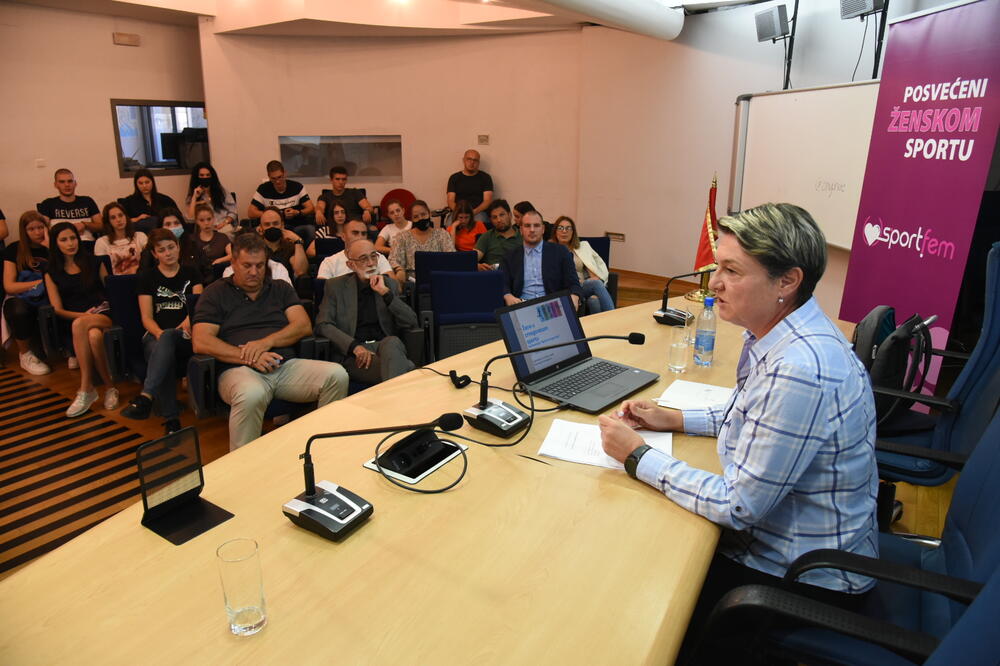 Sa konferencije Sport iz drugog ugla, Foto: Savo Prelević