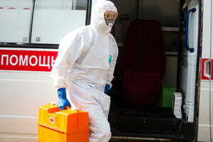 Rekord u Rusiji: Od kovida umrlo 936 osoba, vlada ne pooštrava...