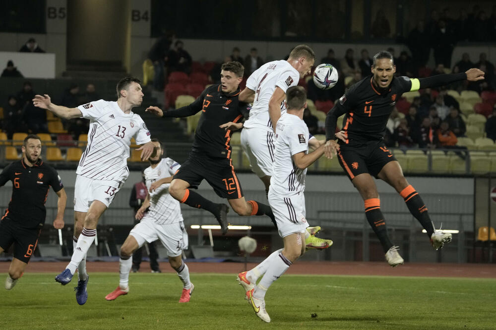 Sa utakmice Letonija - Holandija, Foto: REUTERS