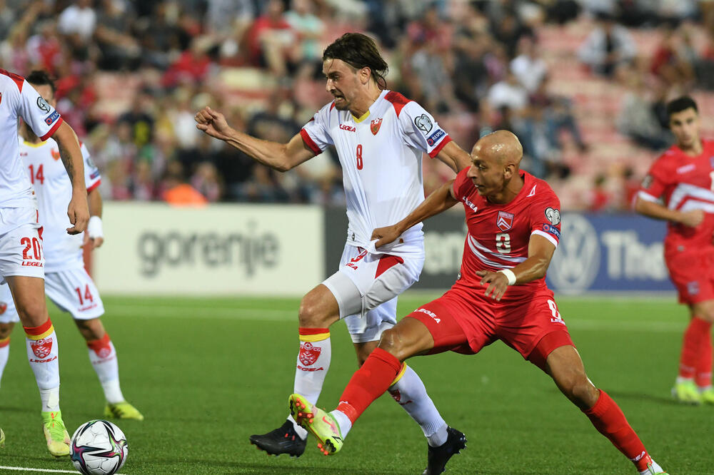Draško Božović na meču sa Gibraltarom, Foto: Savo Prelević