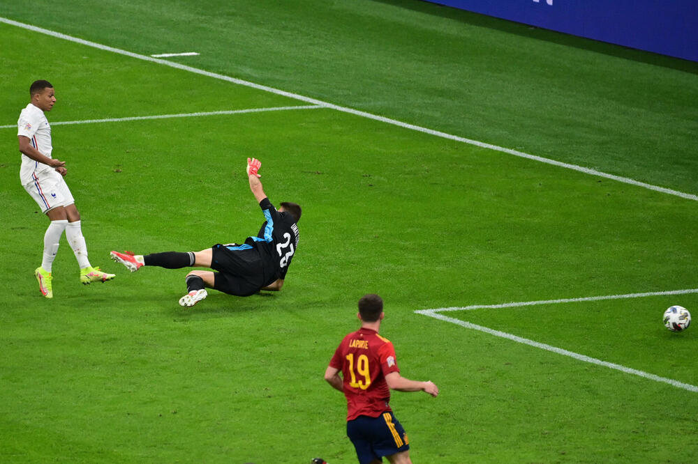 Mbape postiže gol za 2:1, Foto: Reuters