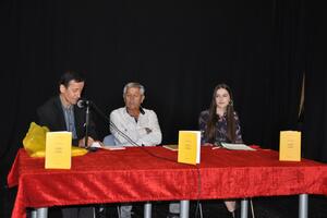 Aforizmom protiv maski i razotkrivanja ličnosti