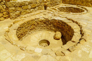 Izraelski arheolozi pronašli drevnu vinariju, staru oko 1.500...