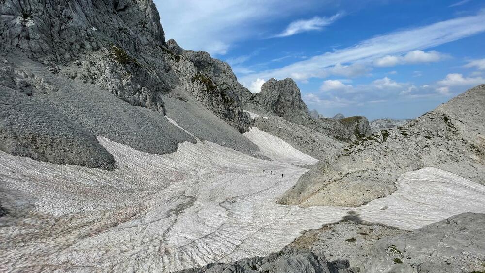 Lednik ispod masiva Maja Stierre
