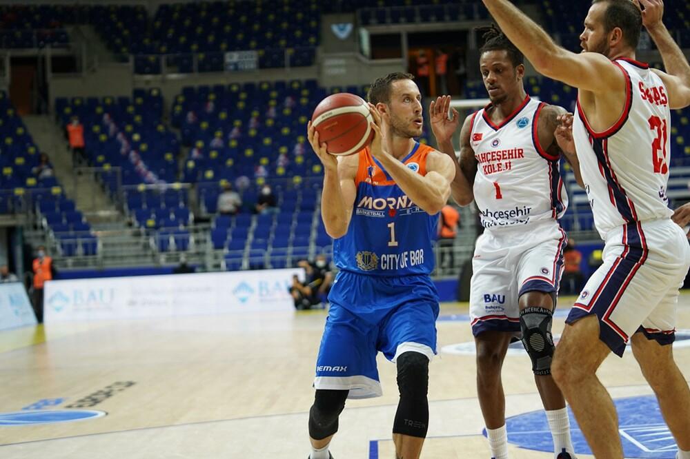 Vladimir Mihailović na večerašnjem meču, Foto: FIBA