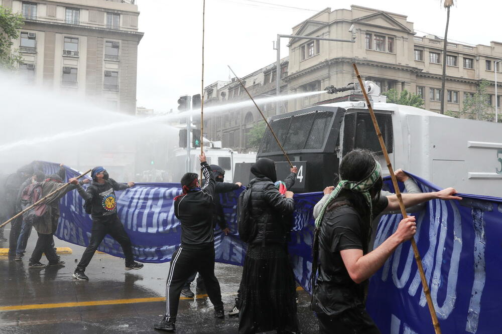 Sa protesta aktivista naroda Mapuče u Santijagu, Foto: Reuters