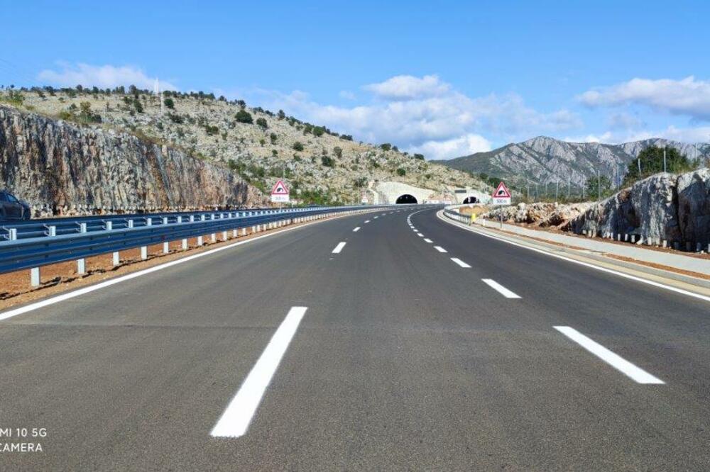 Sa prioritetne dionice autoputa Bar-Boljare, Foto: CRBC