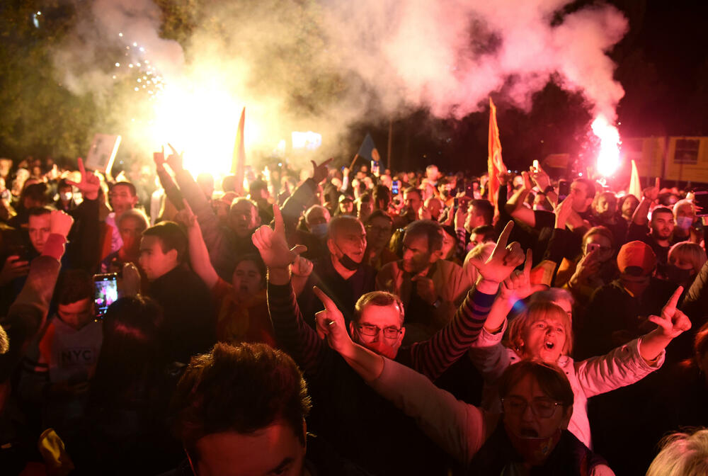 <p>„Cetinjski manastir otet Cetinju i Crnoj Gori“, poručio Zeković</p>