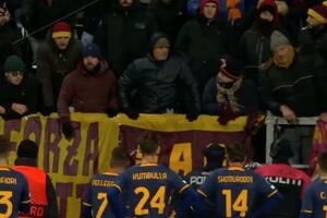 Navijači Rome postrojili igrače, Ejbrahamu prevodili, Pelegrini...