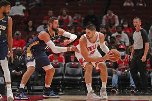 Čikago dominirao na krilima Lavina, Derozana i Bola, Vučević 10...