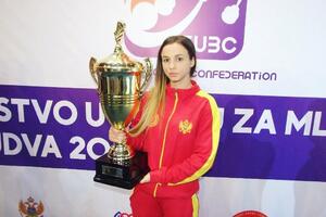 Bojana Gojković proglašena najboljom mladom bokserkom u Evropi