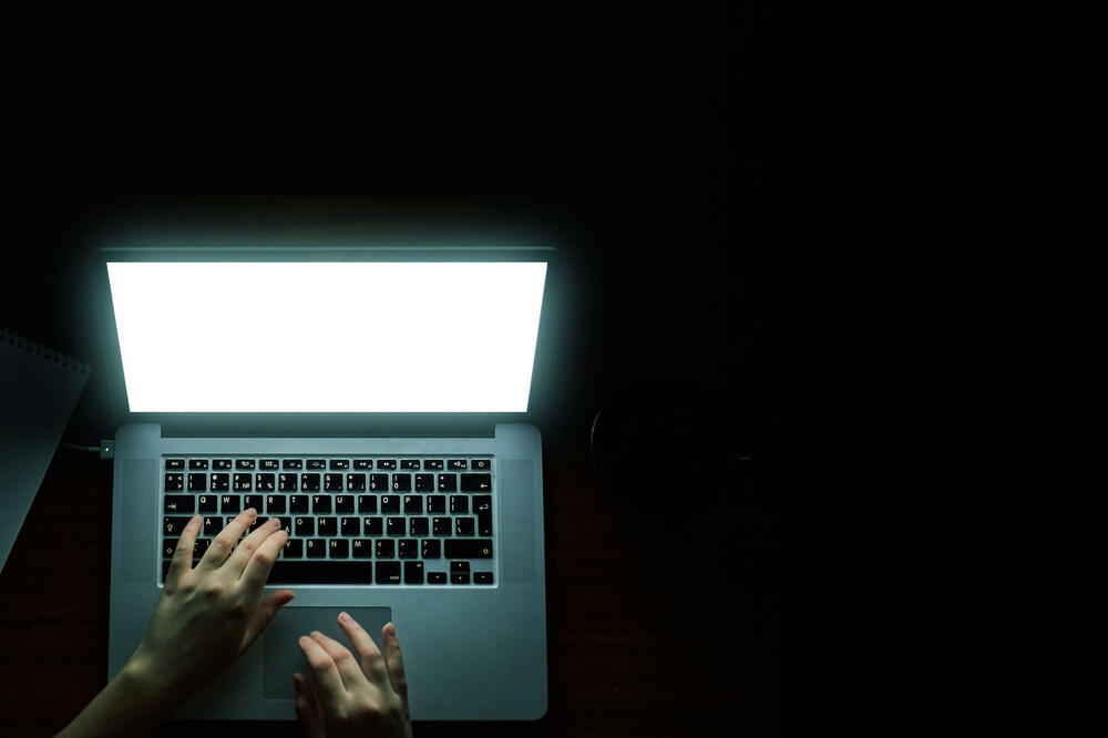 Porodice tvrde da trpe torturu, ogorčeni na (ne)rad nadležnih (ilustracija, Foto: Shutterstock