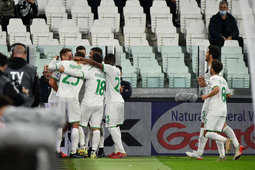 Slavlje fudbalera Sasuola, Foto: Reuters