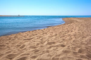 Pijesak sa ušća Bojane da se do aprila naspe na plaže
