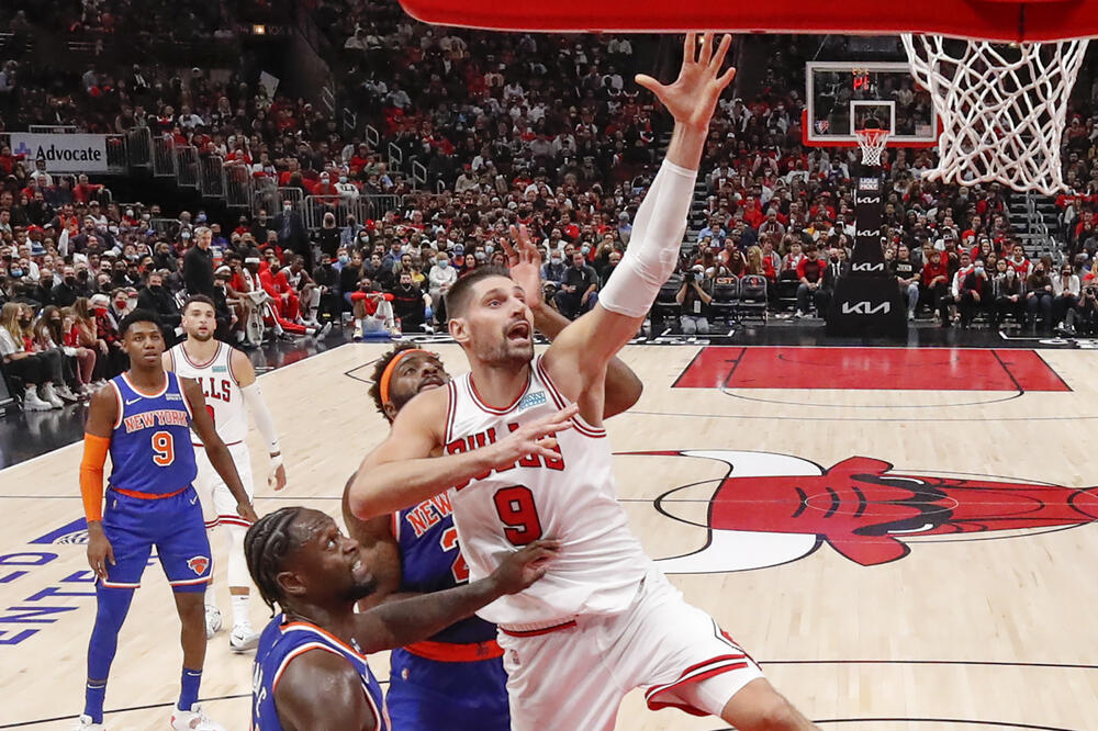 Vučević na meču sa Njujorkom, Foto: Reuters