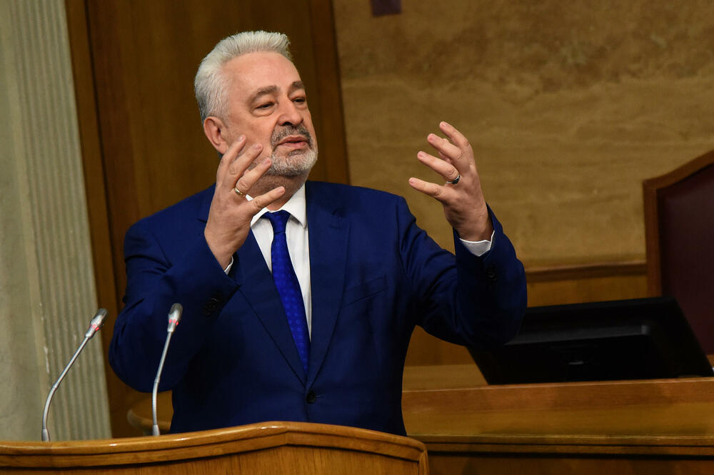 Krivokapić juče u parlamentu, Foto: Luka Zeković