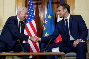 Bajden: SAD nema starijeg i lojalnijeg saveznika od Francuske