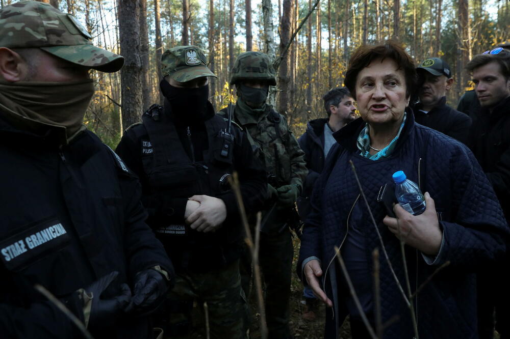 Zamjenica ombudsmana sa poljskom graničnom policijom, Foto: Reuters