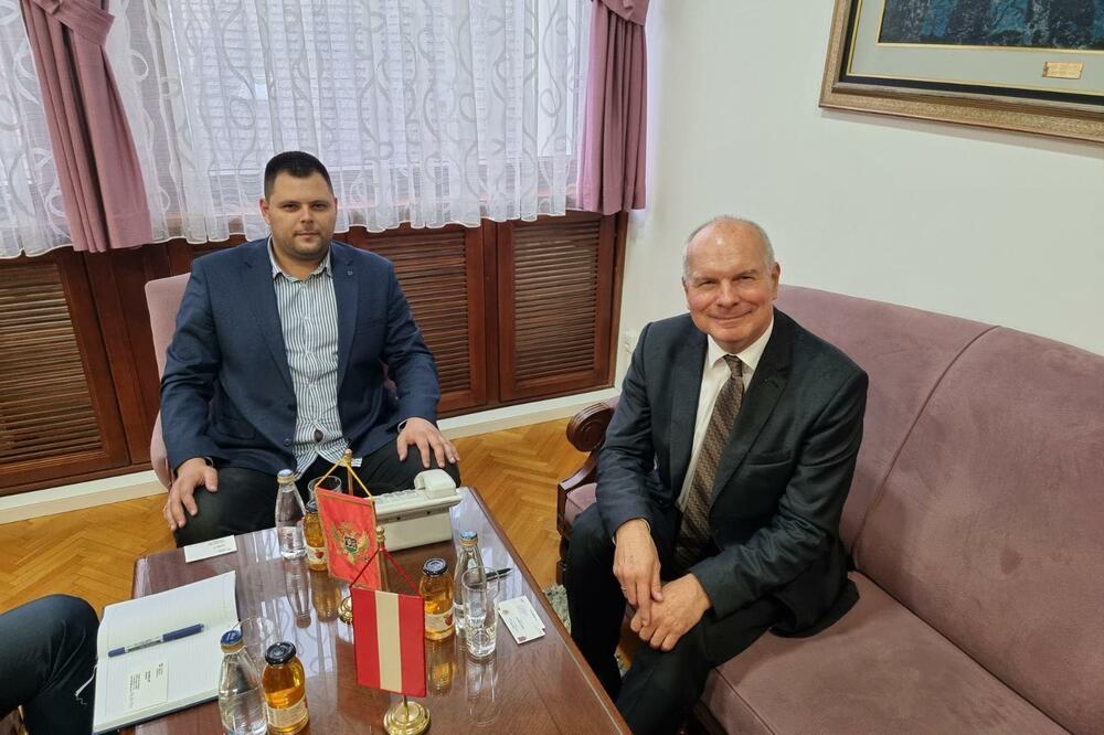 Foto: Kabinet predsjednika Opštine Nikšić