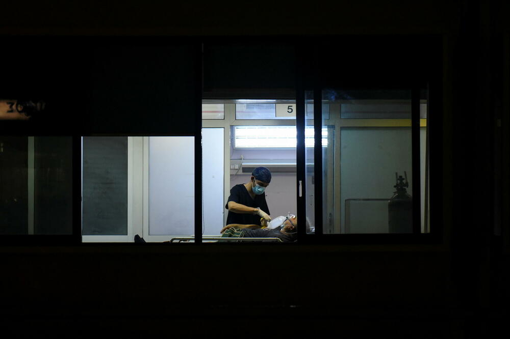 Evropa ponovo u centru pandemije: Iz bolnice u Atini, Foto: ALEXANDROS AVRAMIDIS