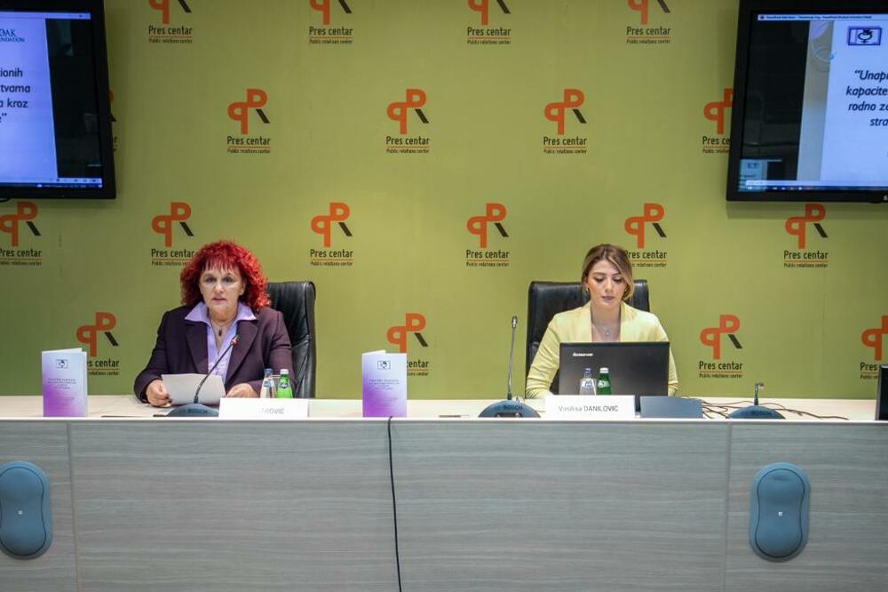 Aida Petrović i Vasilisa Danilović, Foto: PR centar