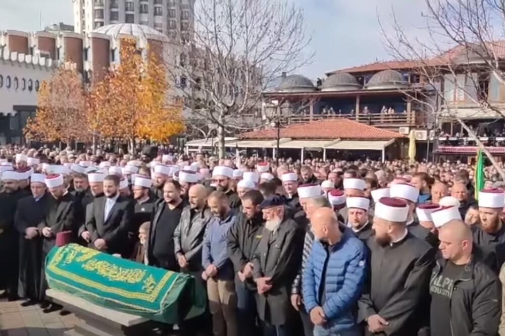 Sa ispraćaja Zukorlića, Foto: Screenshot/TV Vijesti