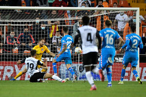 Šokantan remi Atletika, autogol Savića