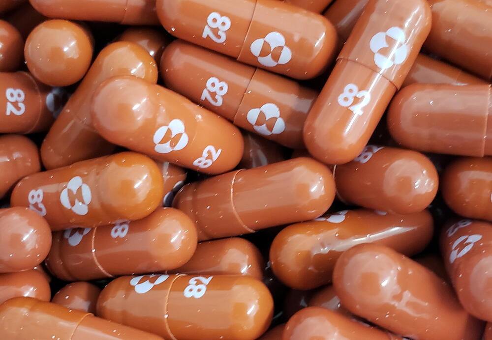 Ekasperimentalni lijek protiv kovida-19 pod nazivom molnupiravir razvila je kompanija Merk & Ko, Foto: Reuters