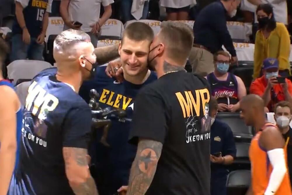 Jokić sa braćom, Foto: Printscreen