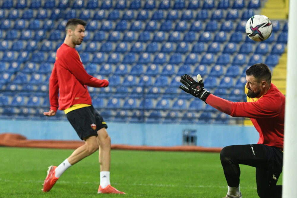 Vukotić (lijevo), Foto: Savo Prelević