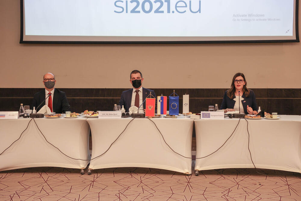 Aleksa Bečić, ambasadori EU u Crnoj Gori