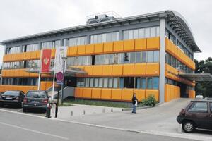 Apotekama ni cent, novac potrošen u avgustu