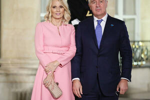 Đukanović i prva dama gosti na predsjedničkoj večeri u Francuskoj