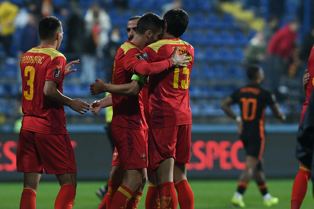 Slavlje fudbalera Crne Gore, Foto: Savo Prelević