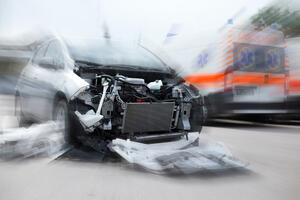 Direktan sudar auta i vozila hitne pomoći u Holandiji: Poginulo...