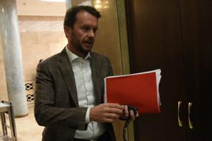 Konjević: Opozicija će podnijeti zahtjev za izglasavanje...